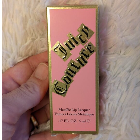 Juicy Couture, Oui Body Crème & Metallic Lip Lacquer Duo, Femme Metale (01) - Picture 4 of 9